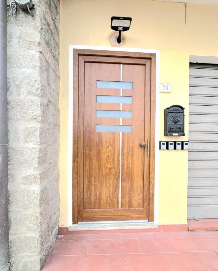 Raf'S House Hotel Olbia Ngoại thất bức ảnh